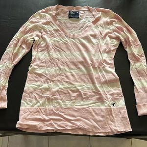 American Eagle white and pink long sleeve top /sweater